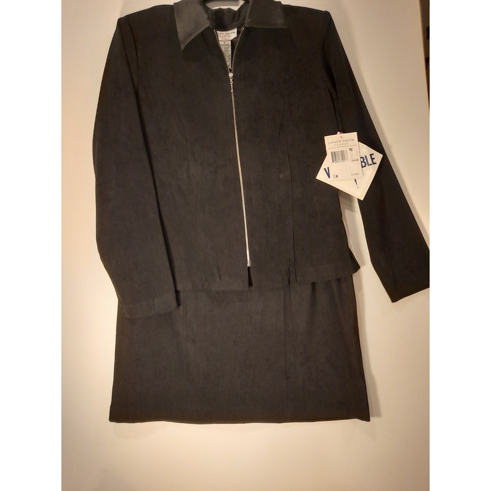 Jaclyn Smith Classic 2 piece Jacket and Skirt, Black Sz 8 NWT